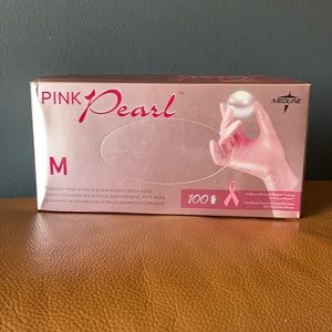 Powder free nitrile exam gloves with aloe size M